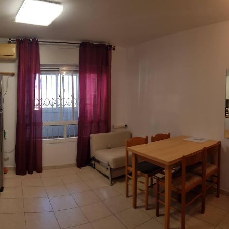 LodCozy Flat With Parking Well-Placed Near Tlv Airport公寓 外观 照片