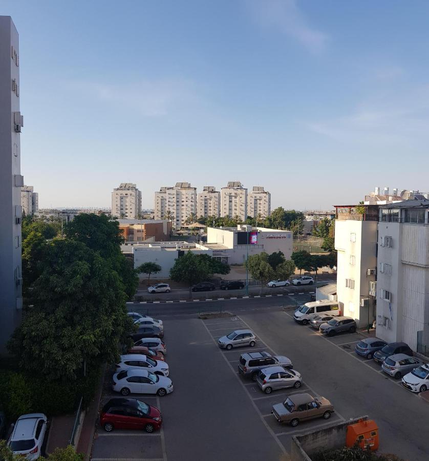 LodCozy Flat With Parking Well-Placed Near Tlv Airport公寓 外观 照片