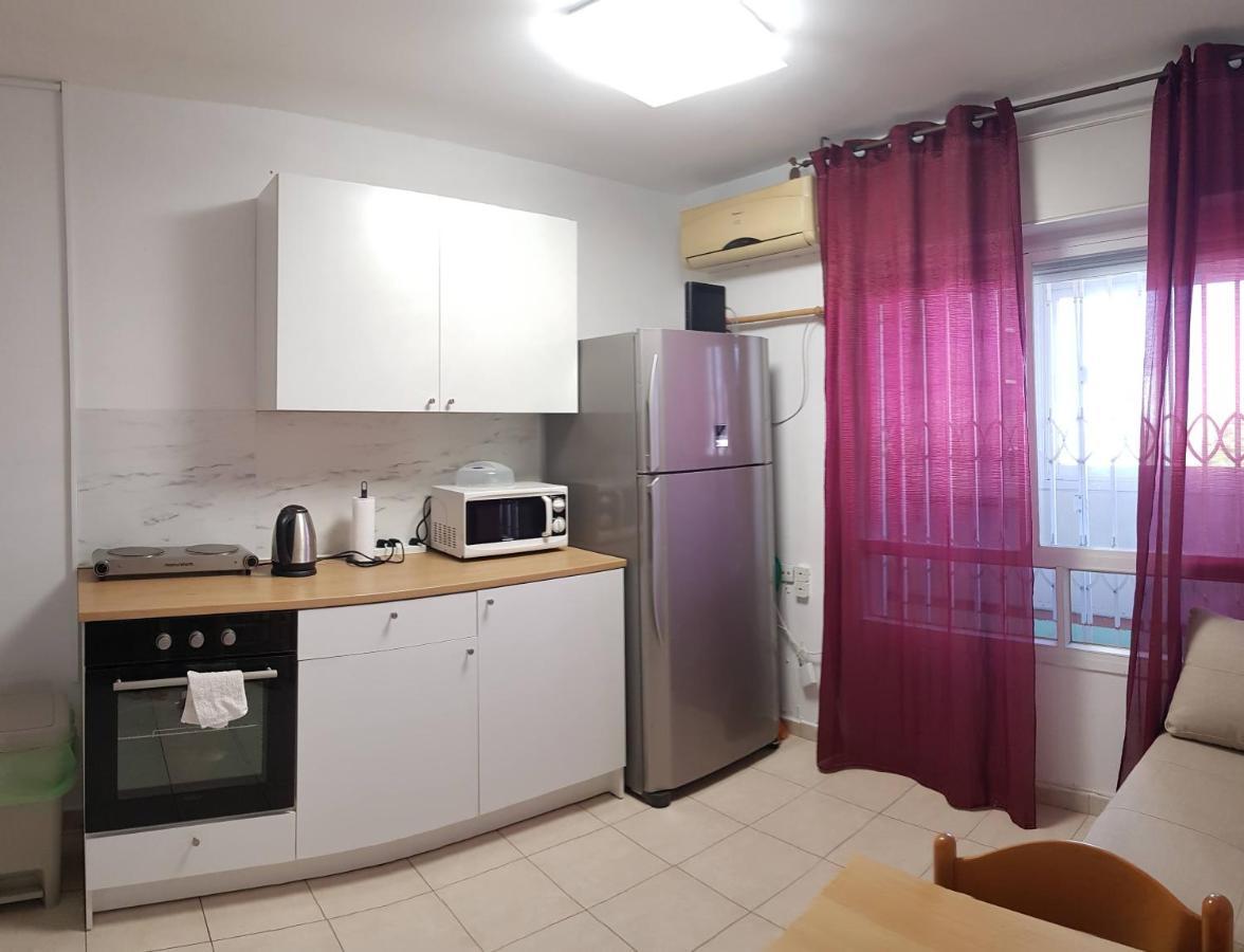 LodCozy Flat With Parking Well-Placed Near Tlv Airport公寓 外观 照片